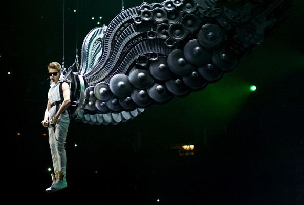 Justin Bieber performs at Target Center on October 20, 2012 in Minneapolis, Minnesota