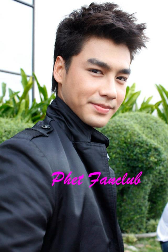 เพ็ชร ธกฤต หล่อมากมาย