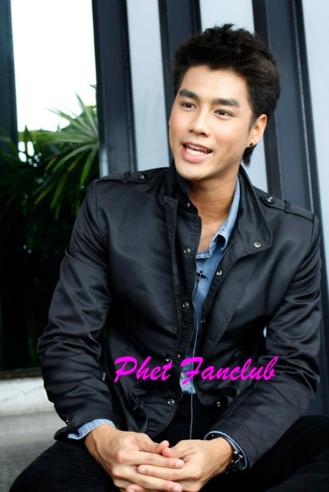 เพ็ชร ธกฤต หล่อมากมาย