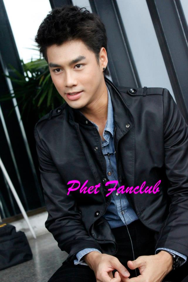 เพ็ชร ธกฤต หล่อมากมาย