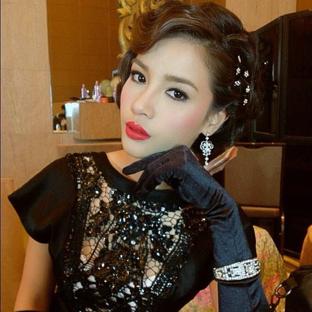 นักแสดงจากละครเรื่อง "สาวน้อย" น่ารักกันทั้งนั้น