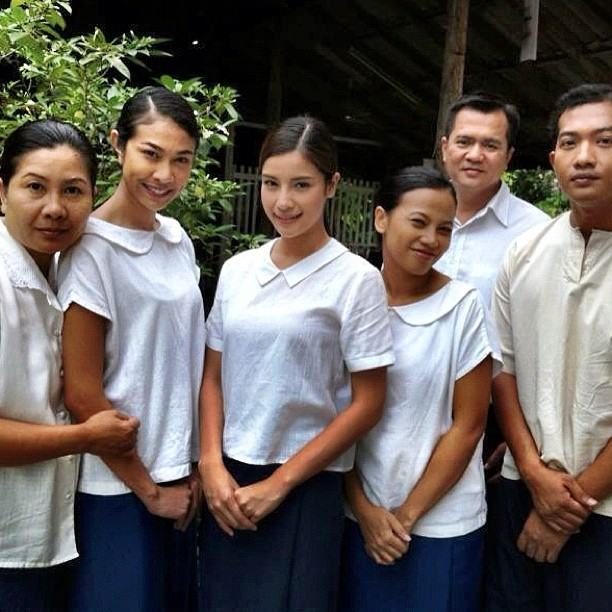 นักแสดงจากละครเรื่อง "สาวน้อย" น่ารักกันทั้งนั้น
