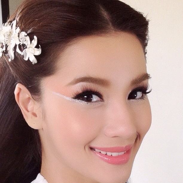 นักแสดงจากละครเรื่อง "สาวน้อย" น่ารักกันทั้งนั้น