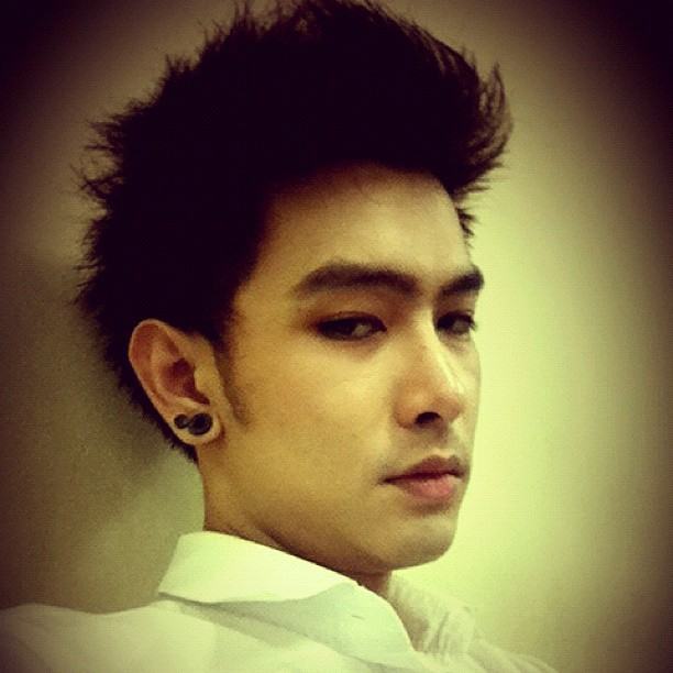 พี่เนย์ หนุ่มหล่อจาก ม.กรุงเทพ