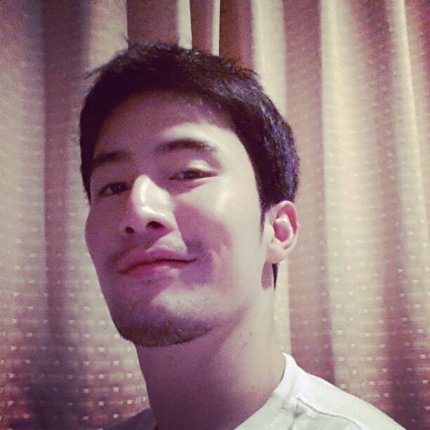 ธีร์ วณิชนันทธาดา @ instagram Only