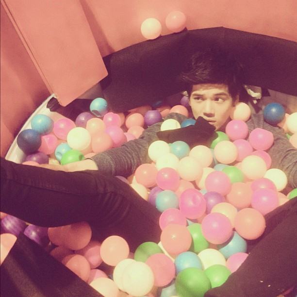 Nikky ณฉัตร @ instagram Only
