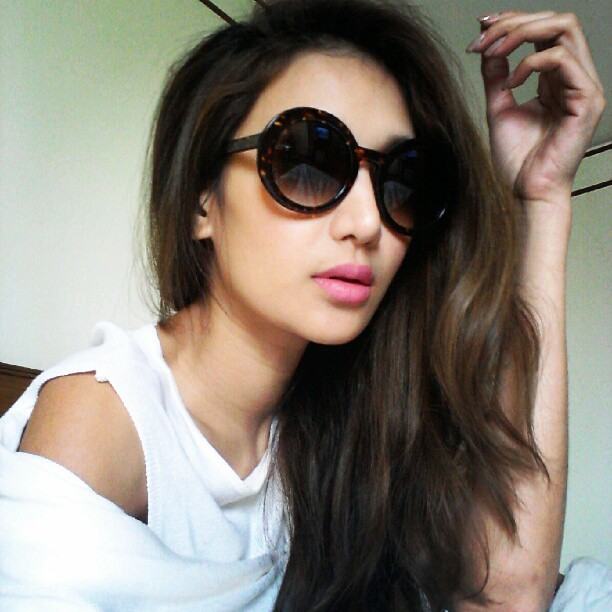 Instagram เนย โชติกา นางร้ายหน้าหวาน&hearts;&hearts;&hearts;