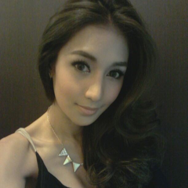 Instagram เนย โชติกา นางร้ายหน้าหวาน&hearts;&hearts;&hearts;