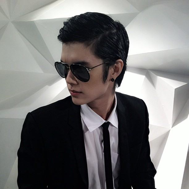 โยชิ ซีควินท์ @ instagram Only