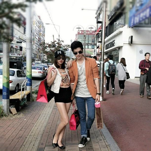 โยชิ ซีควินท์ @ instagram Only