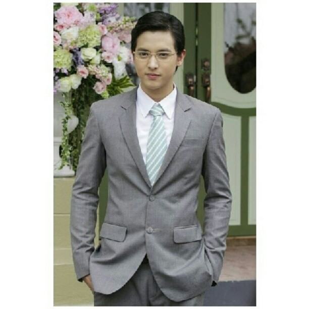 จิรายุ ตั้งศรีสุข