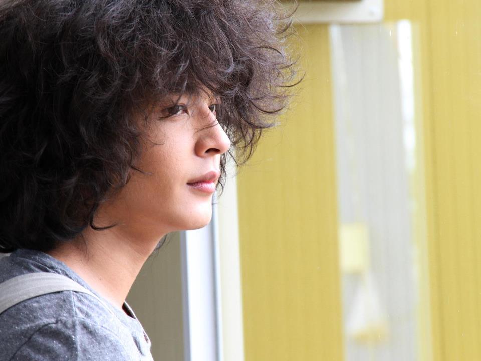 ตาตี่ๆ หุ่นดี หัวฟู ยิ้มขยี้ใจอะ