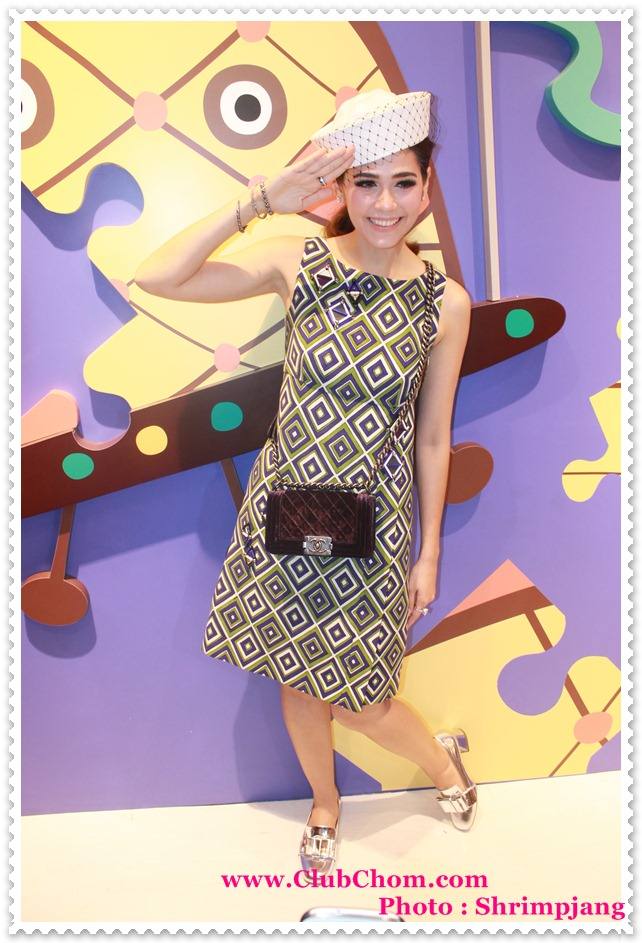 ชมพู่ อารยา กับชุดน่ารักๆหลังเลิกงาน