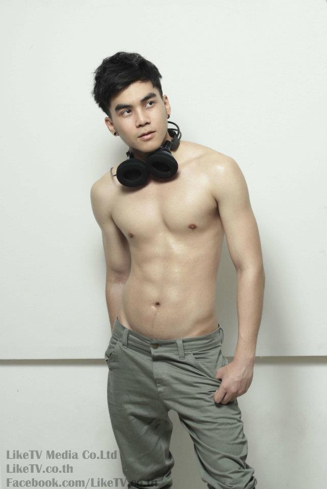ต้า หล่อ แซ่บ By มุตตา