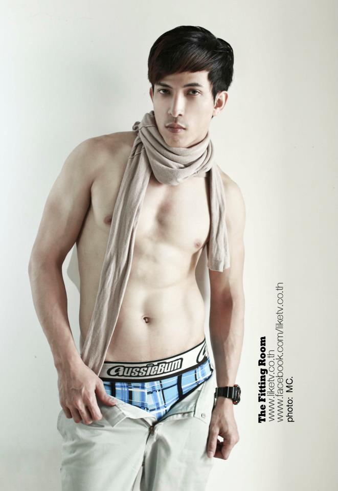 หนุ่ย ถ่าย Firm By มุตตา