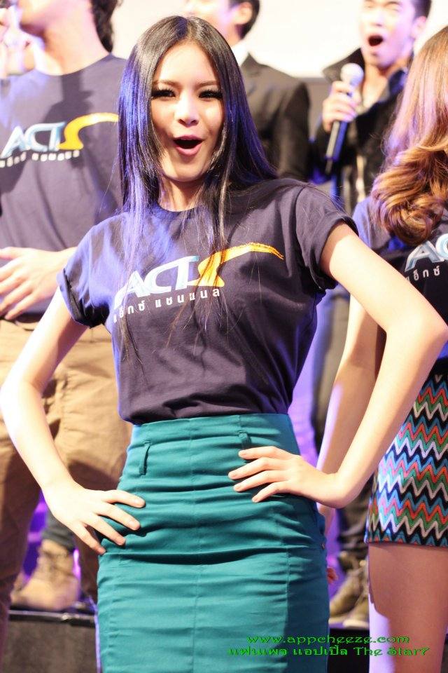 ขาสวยๆของ แอปเปิ้ล The Star 7