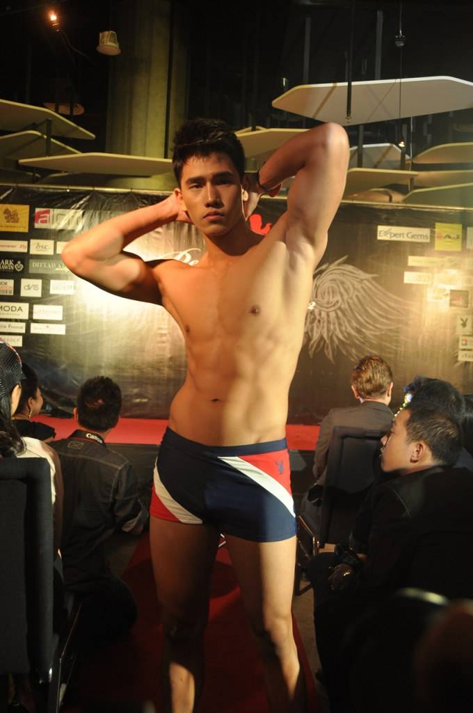 สตางค์ ชยัญตรี หนุ่มล่ำหุ่นแซ่บเจ้าของตำแหน่ง Best Crow Model 2012