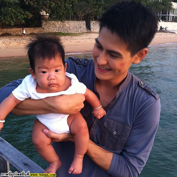 มาดู &ldquo;น้ำ รพีภัทร" ในมาดพ่อลูกอ่อน
