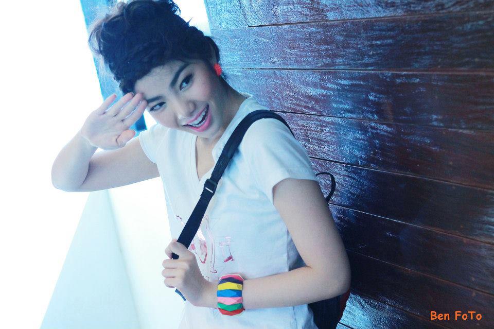 เฟรม The Star 8 สาวน้อว ขาววิ๊ง