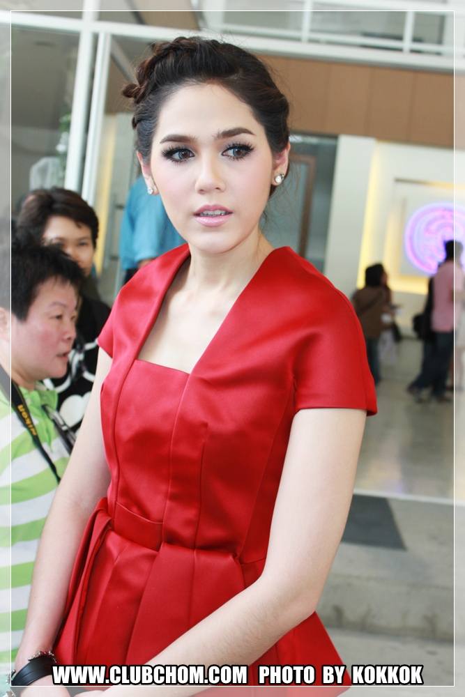 ชมพู่ อารยา บวงสรวงละคร "คุณสามี(กำมะลอ)ที่รัก"