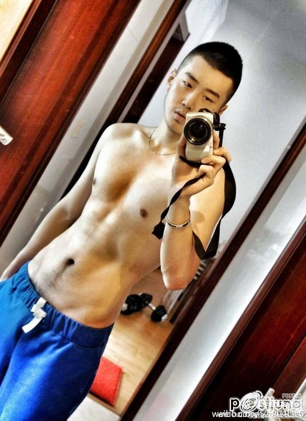 ขาวๆตี๋ๆ