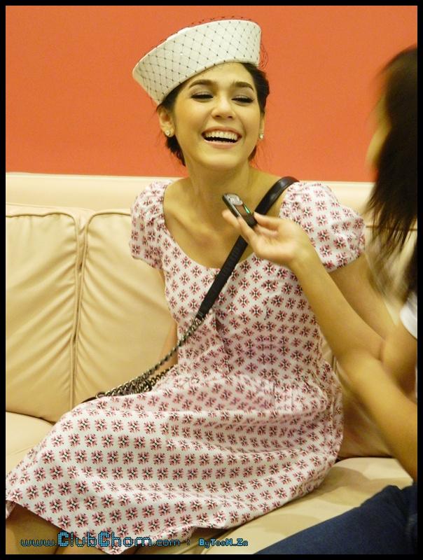 ชมพู่ อารยา  ในชุดสุดหวานน่ารัก