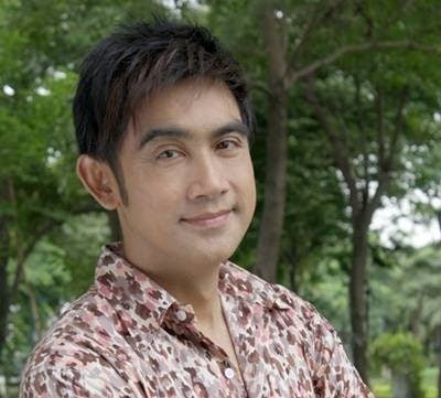 เจนภพ 2544