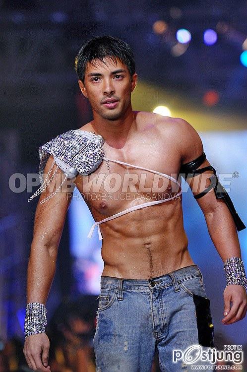 Joross Gamboa