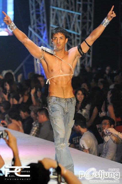 Joross Gamboa