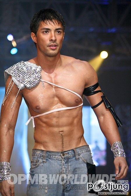 Joross Gamboa