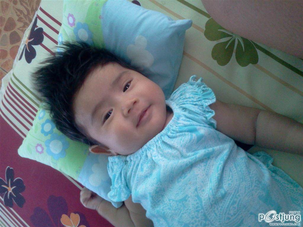 นู๋ชื่อน้องอะตอม อายุ 3 เดือนค่ะ