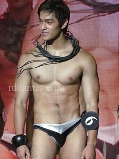 ถอดโชว์เรือนร่าง 34