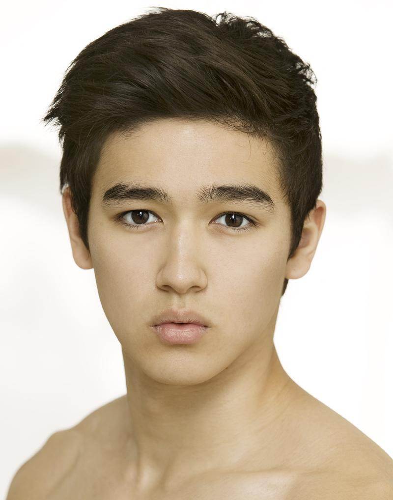 หล่อ ขนเยอะ By มุตตา