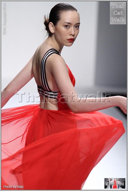 นุช นีรนาท นางแบบลูกครึ่งที่สวยเด่นที่สุดก็ว่าได้ มาชมภาพกันเลย