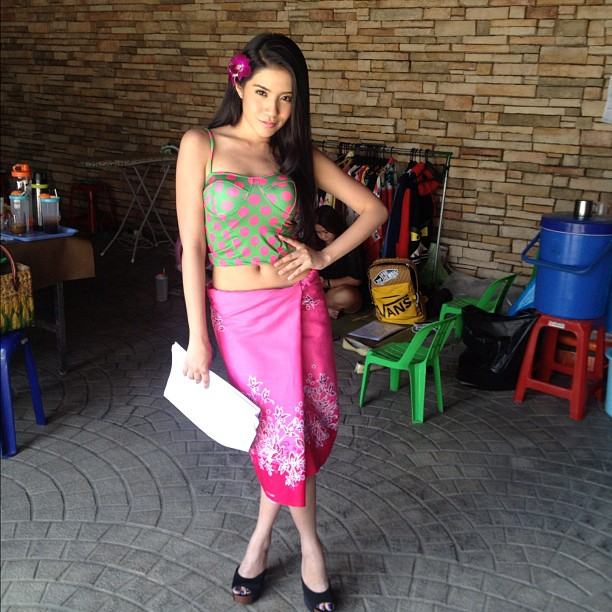 แฟนชั่นเริ่ดๆของใบเตย อาร์สยาม