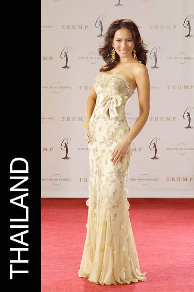 ทั่วโลกจับตา ไทยจะใส่ชุดไหนไปเวทีmu 2012