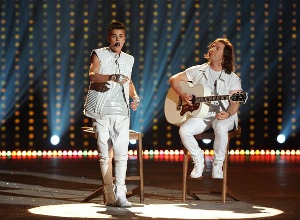 justin bieber The 2012 Victoria's Secret Fashion Show