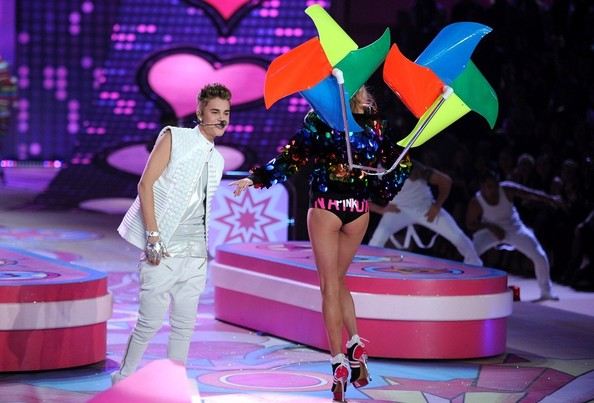 justin bieber The 2012 Victoria's Secret Fashion Show