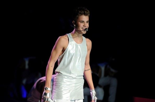 justin bieber The 2012 Victoria's Secret Fashion Show