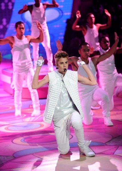 justin bieber The 2012 Victoria's Secret Fashion Show