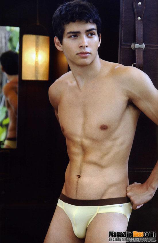 พ่อหนุ่ม หุ่น แซ่บ 2 !!