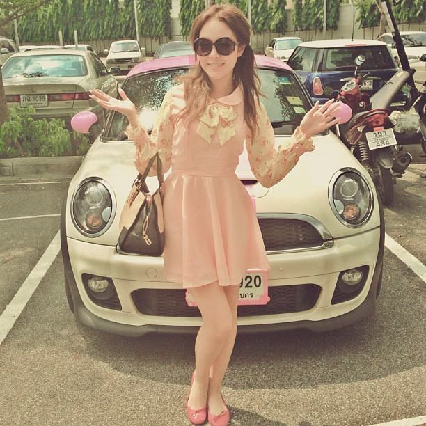 รู้สึกว่า " กัสจัง "  จะผอมลงแล้วสวยขึ้นนะ