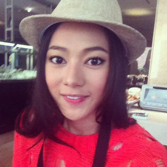 'ทับทิม' ถูกใจ 'สเตฟาน' ให้ของ HBD