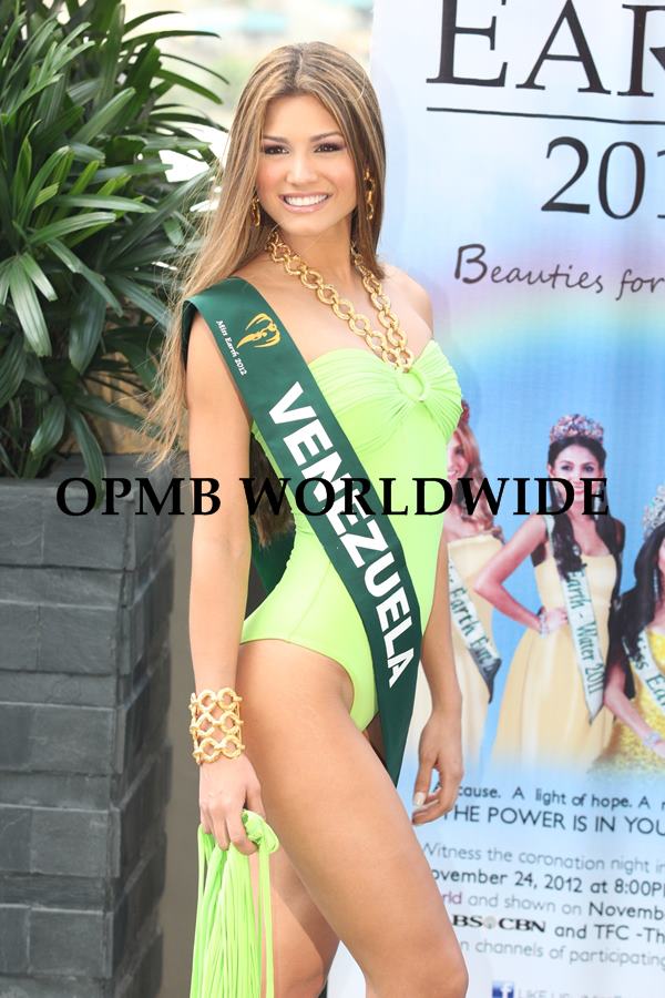 Miss Venezuela ชนะ2รางวัล ชุดว่ายน้ำยอดเยี่ยม แต่งกายยอดเยี่ยม