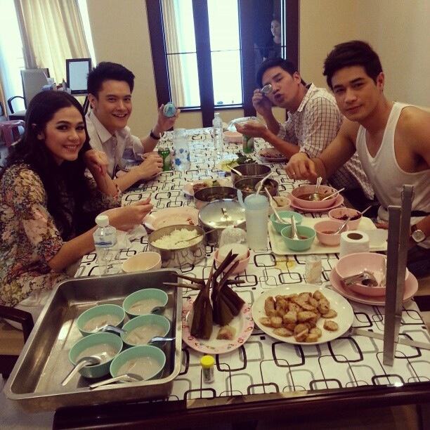 ชมพู่ อารยา กับภาพน่ารักใน Instagram