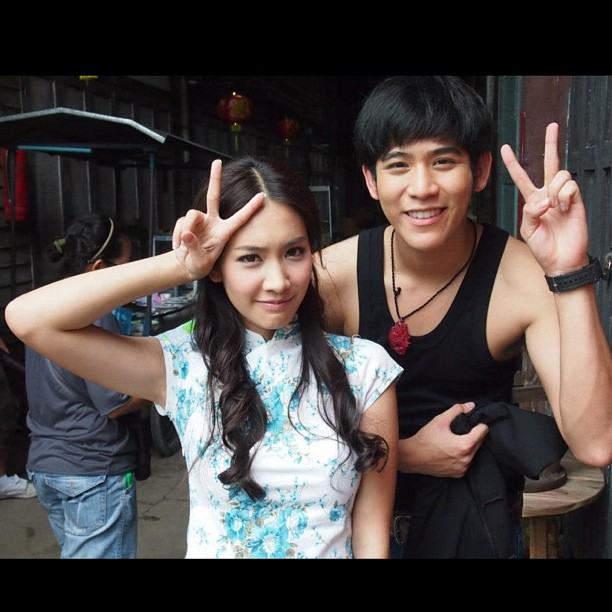 เบื้องหลัง หยกเลือดมังกร ฉาก หยกแข่งมอเตอร์ไซด์กับพวกแว๊นซ์  (พอร์ช-มิน) คืนนี้แล้ว