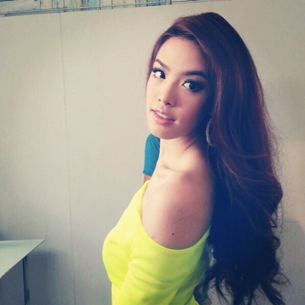 นางเอกขาวจั๊ว เกรซ กาญจน์เกล้า