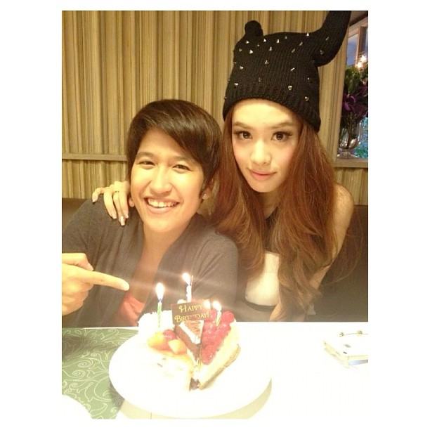 นางเอกขาวจั๊ว เกรซ กาญจน์เกล้า