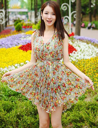แฟชั่น เดรสพิมพ์ลาย เทรนด์แรง ๆ สวยได้ถึงปีหน้า