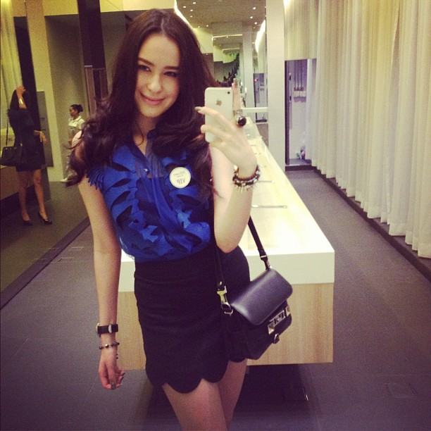 มาลินี มะลิ โคทส์ นางแบบ ผิวขาวจั๊ว